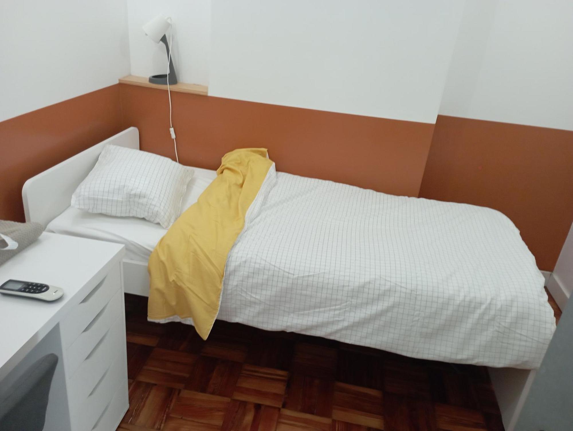 Quarto em Acomodações Particulares Carriche Lisboa